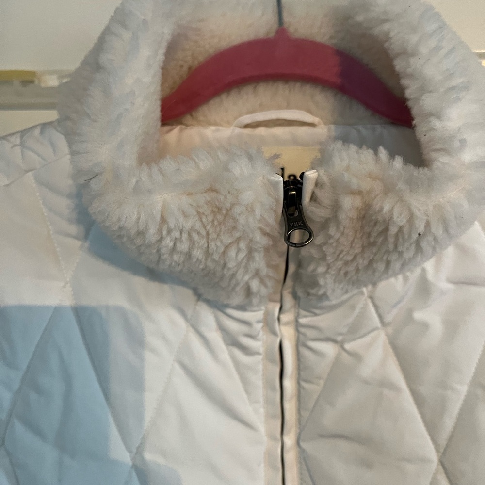 Dylan Vest - image 4